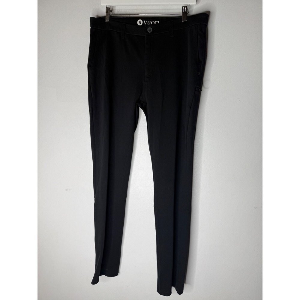 Vuori men's black slim leg pants size 34
